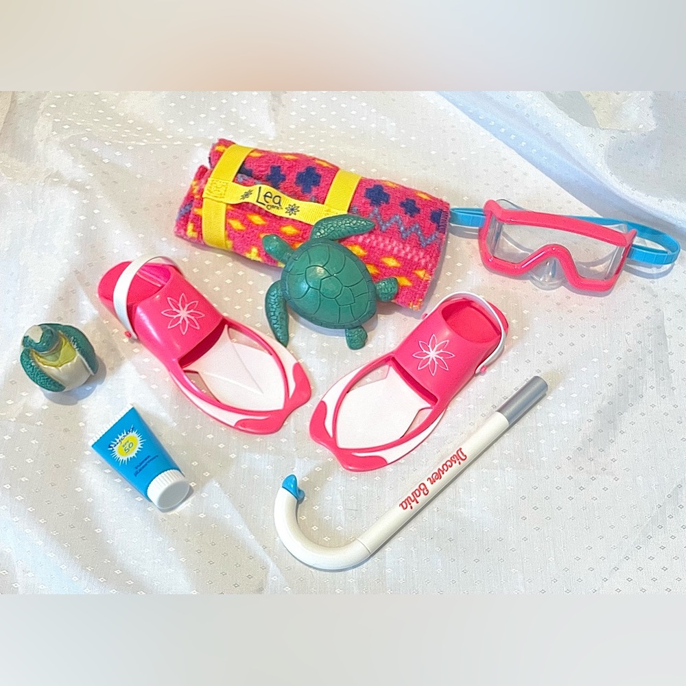 Lea Clark’s snorkeling set.